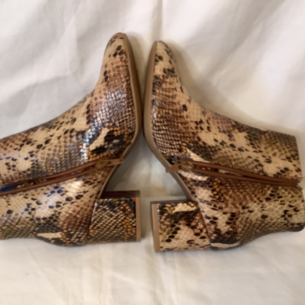 NWT Bamboo animal print ankle boots snake print size 5.5‎ - Picture 4 of 11